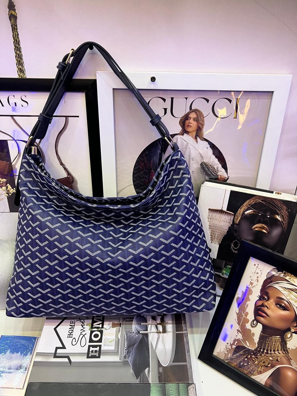 /public/uploads/photos/shares/Suzy bags/IMG_2523.jpeg